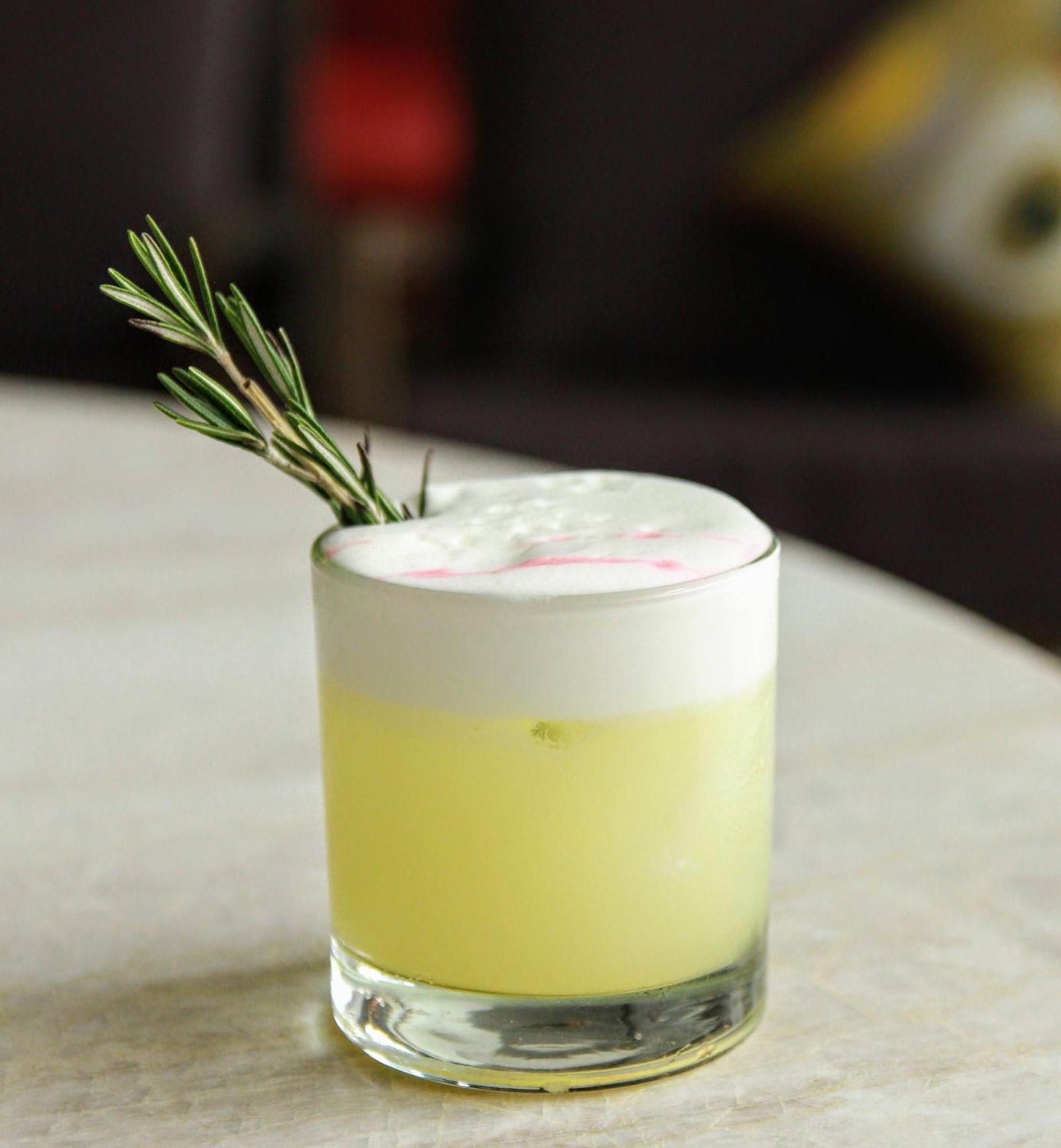 Metria Hotel León Dış mekan fotoğraf A French 75